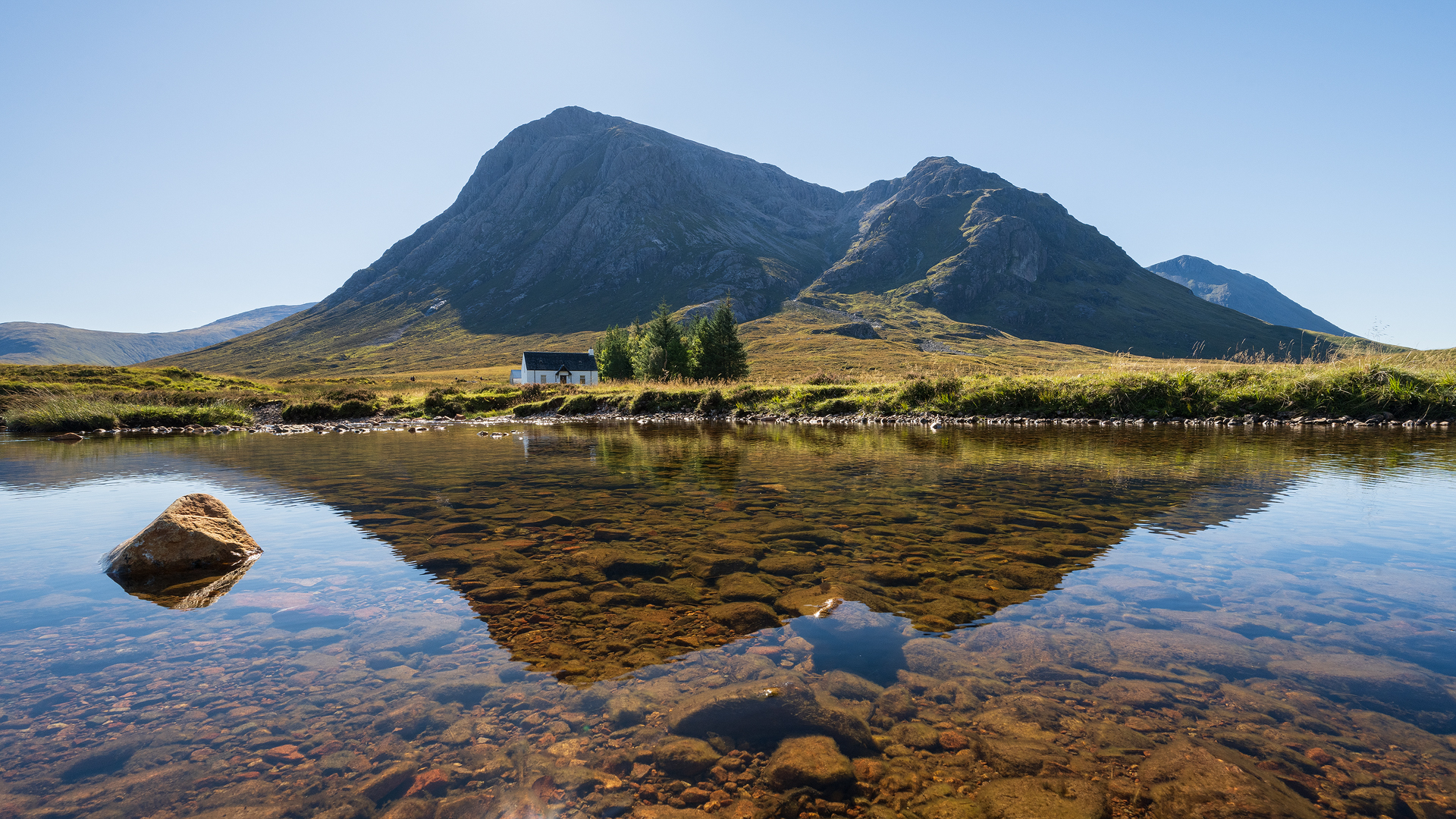 Spiegelung bei Buachaille Etive Mor