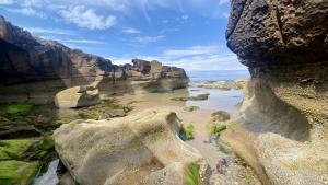 An der felsigen Moray Küste