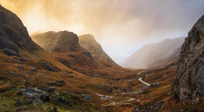 Schauer bei Sonnenuntergang, Three Sisters, Glencoe